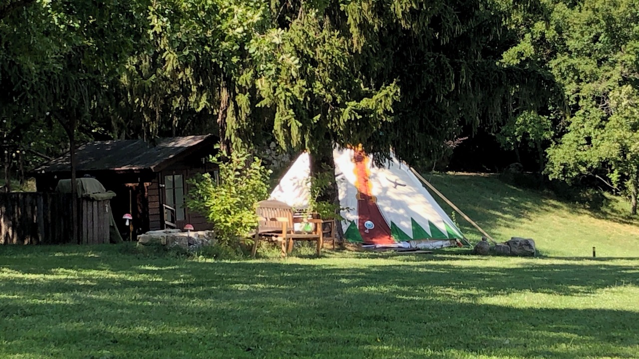 Photo of Outdoor in Comps