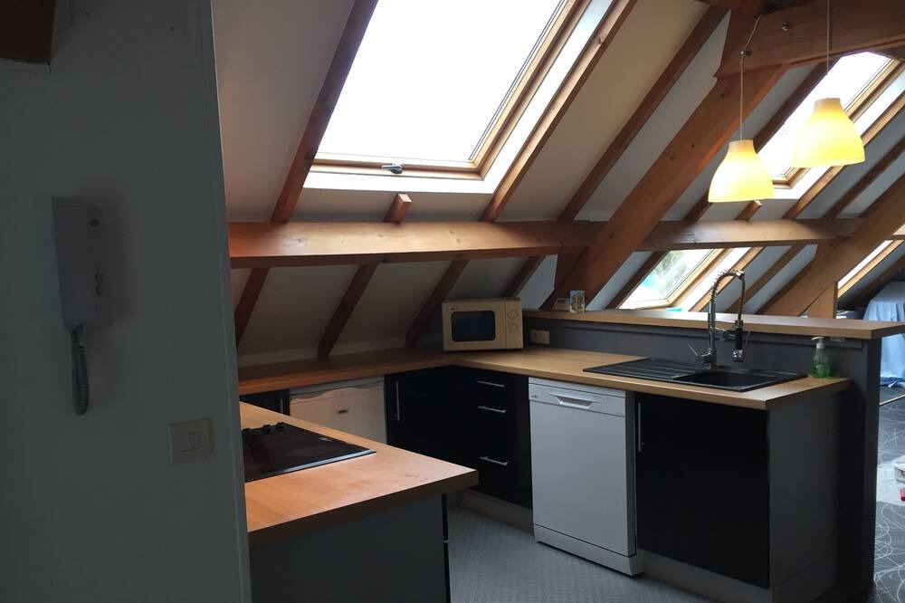 Photo of Kitchen in Poses