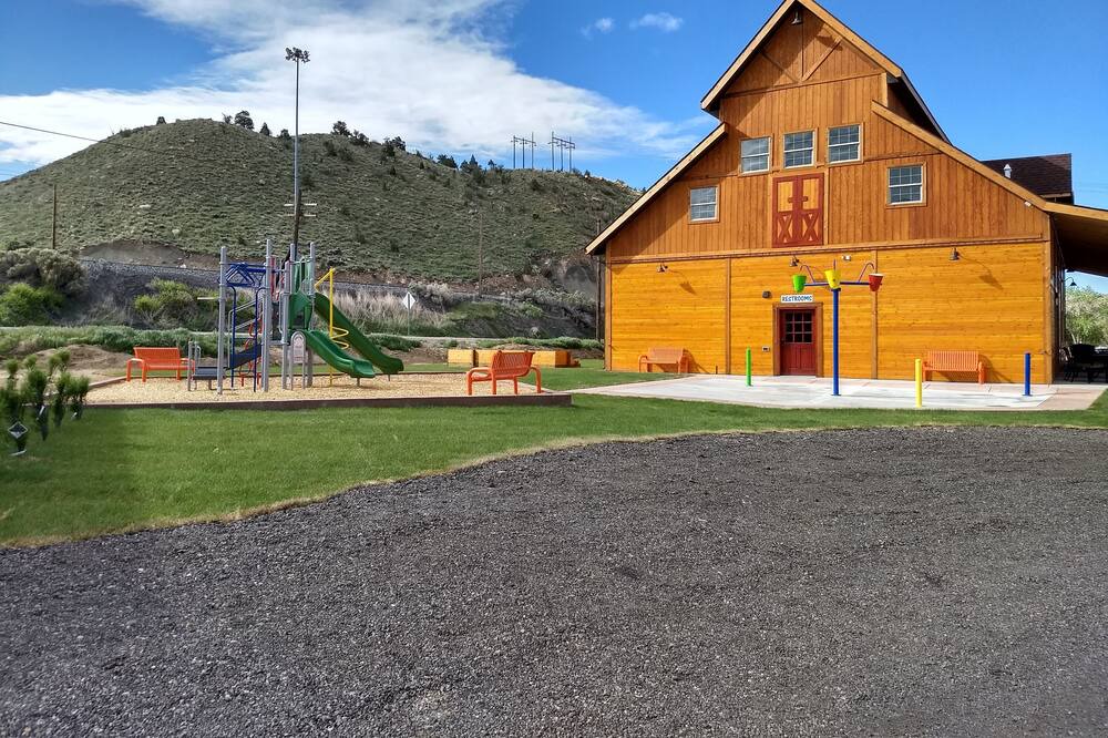 Photo of Outdoor in Price