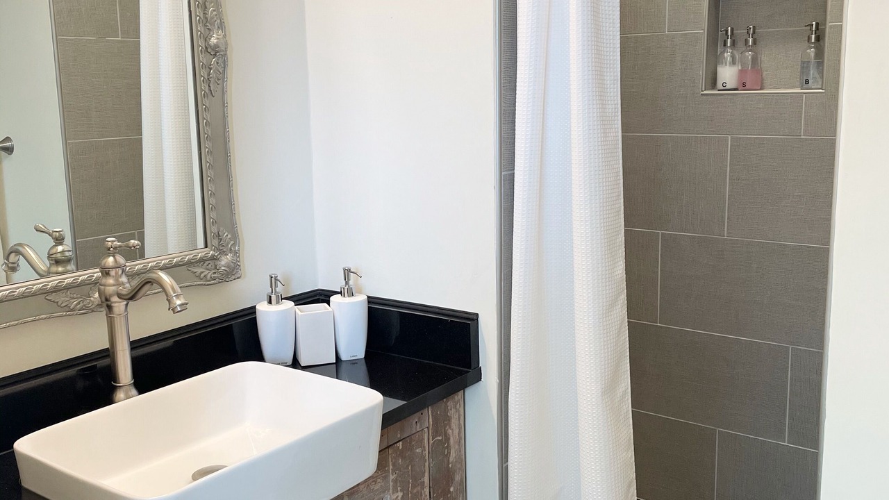 Photo of Bathroom in Maxeys