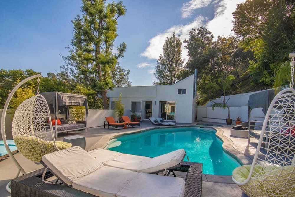 Photo of Outdoor in Sherman Oaks