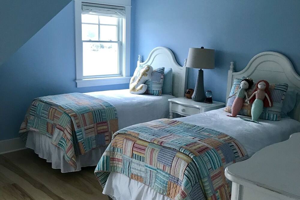 Photo of Bedroom in Jamesport