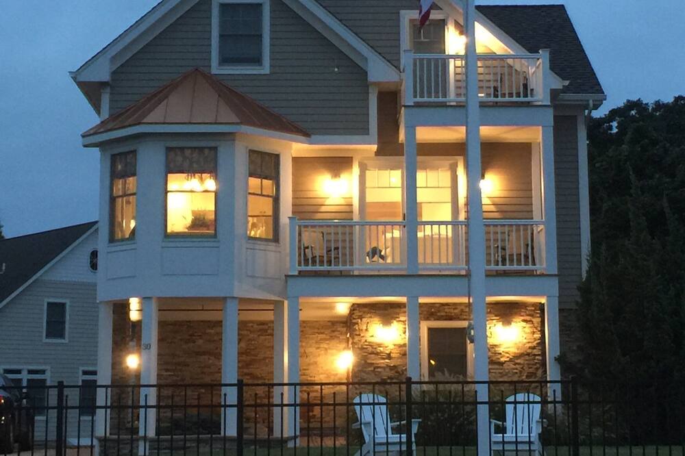 Photo of Others in Jamesport