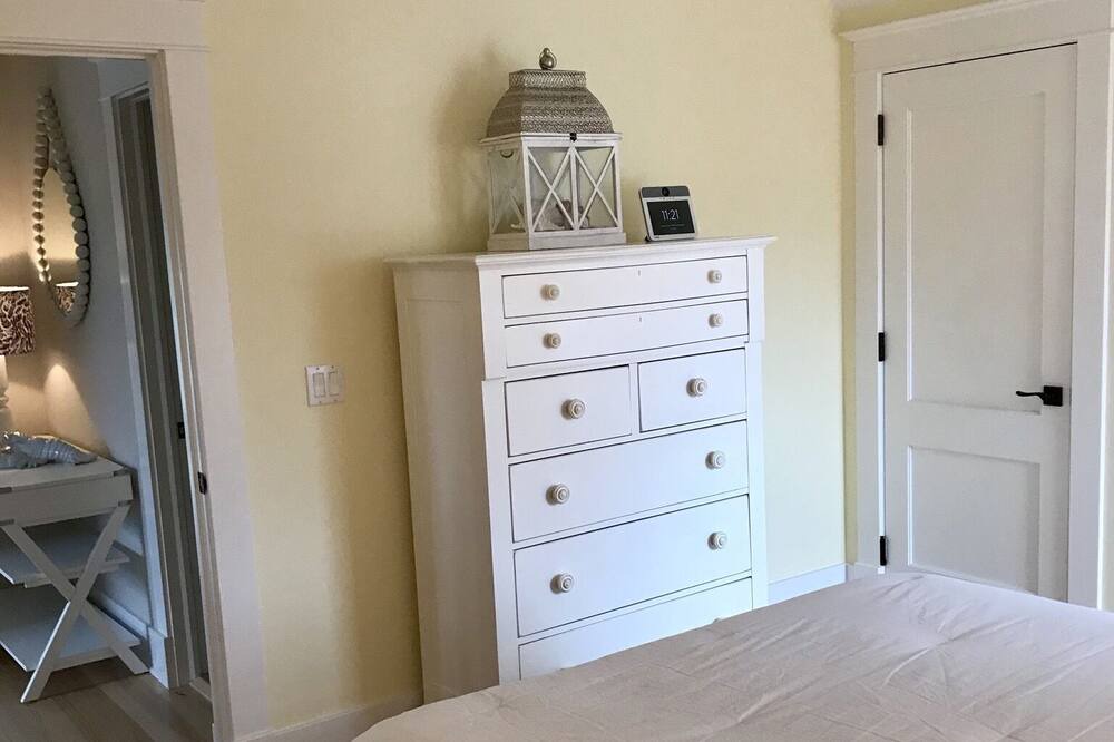 Photo of Bedroom in Jamesport