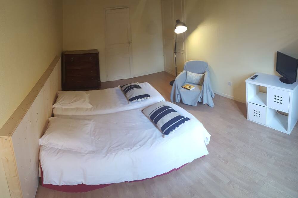 Photo of Bedroom in Saint-Loup