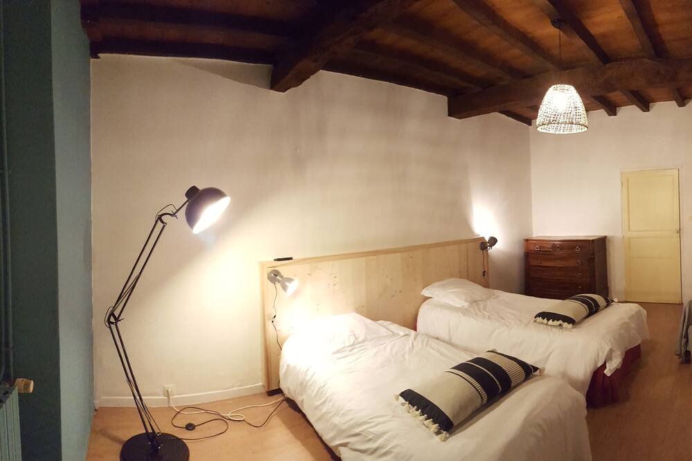 Photo of Bedroom in Saint-Loup