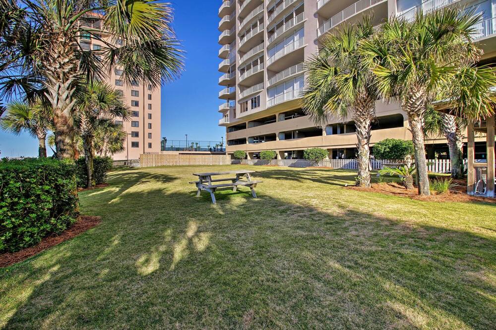 Photo of Outdoor in Orange Beach East