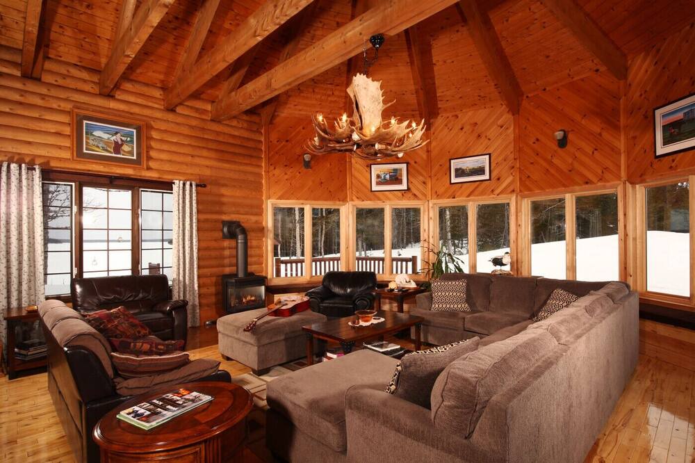 Photo of Livingroom in Main Brook