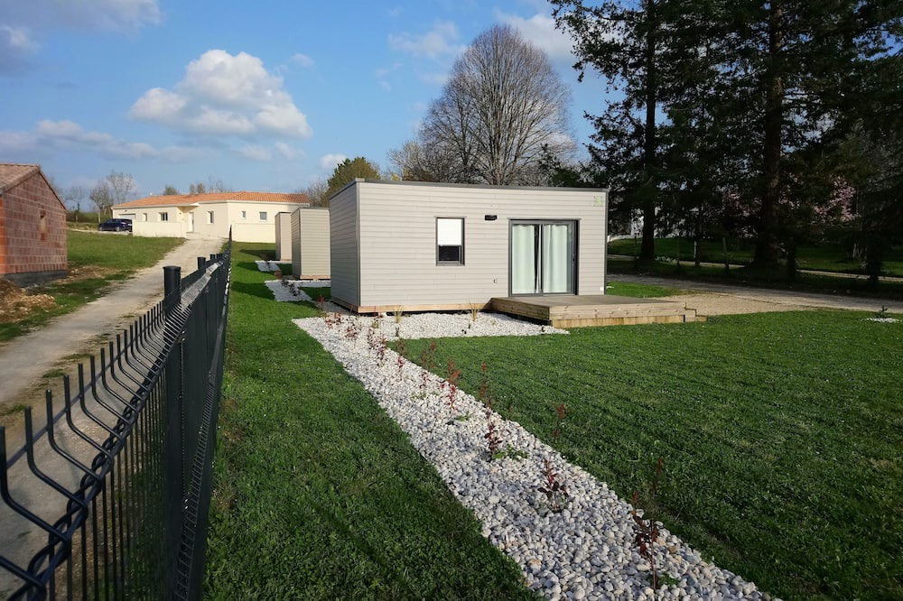 Photo of Outdoor in Saint-Germain-de-Lusignan