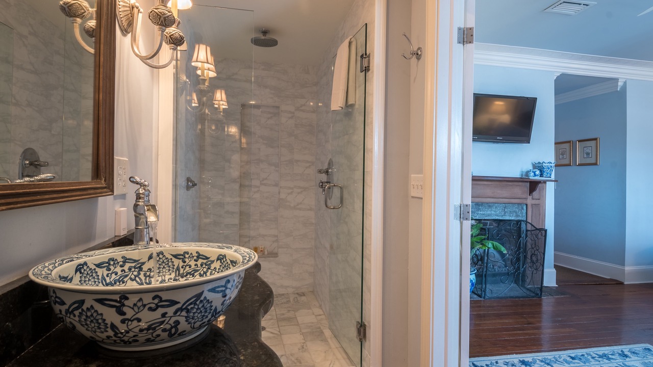 Photo of Bathroom in Old Town