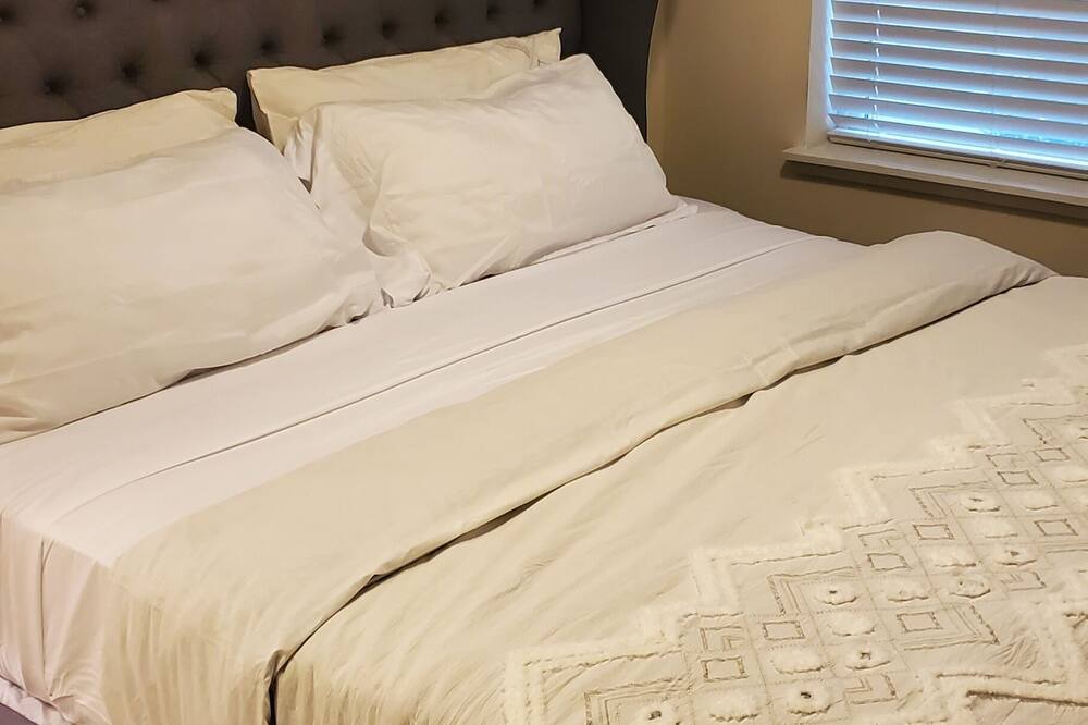 Photo of Bedroom in North Buckhead