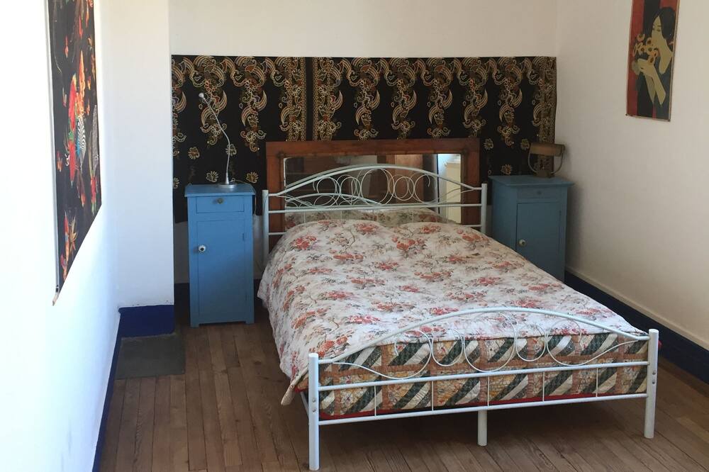 Photo of Bedroom in Valence