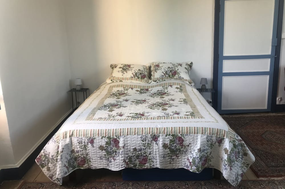 Photo of Bedroom in Valence