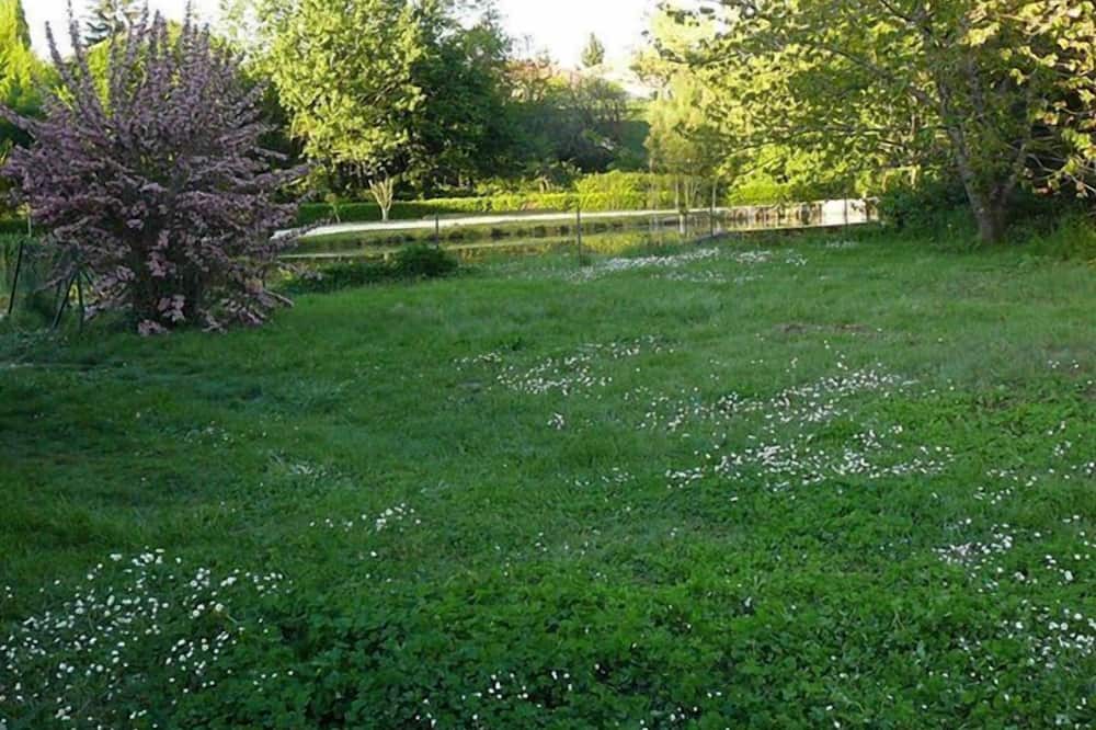 Photo of Outdoor in Valence