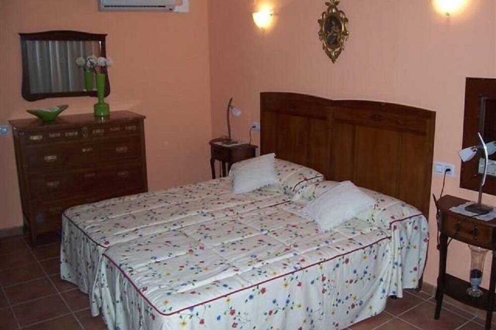 Photo of Bedroom in Simat de la Valldigna