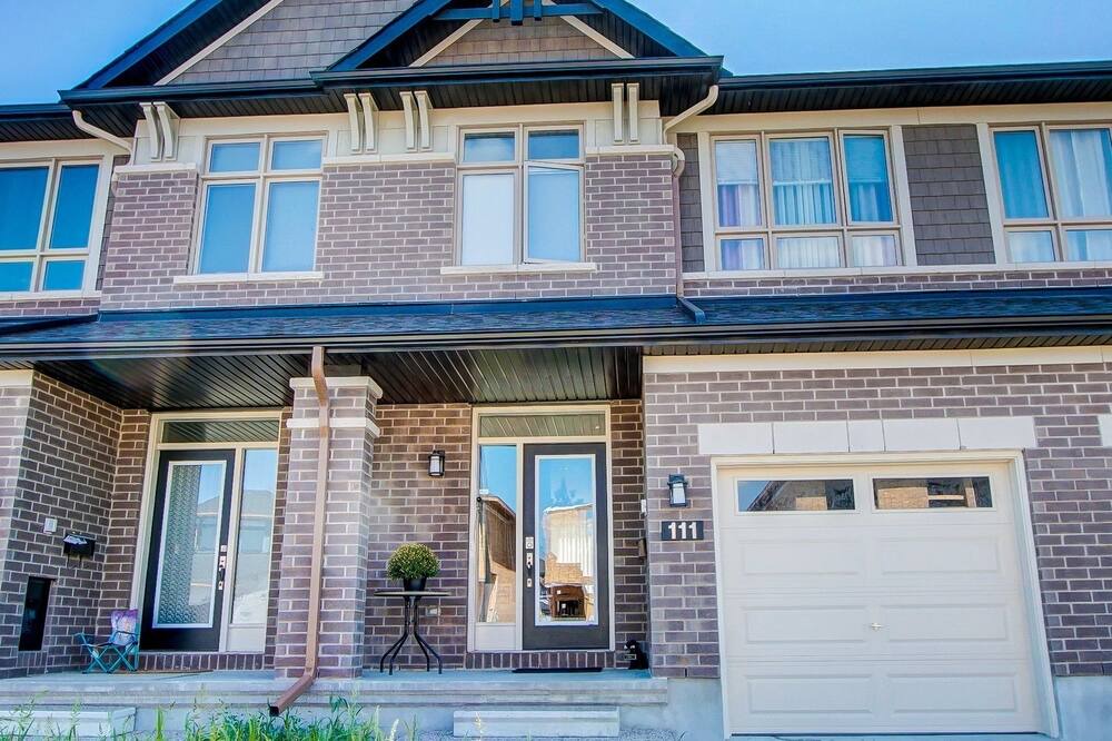 Photo of Outdoor in Ottawa Division