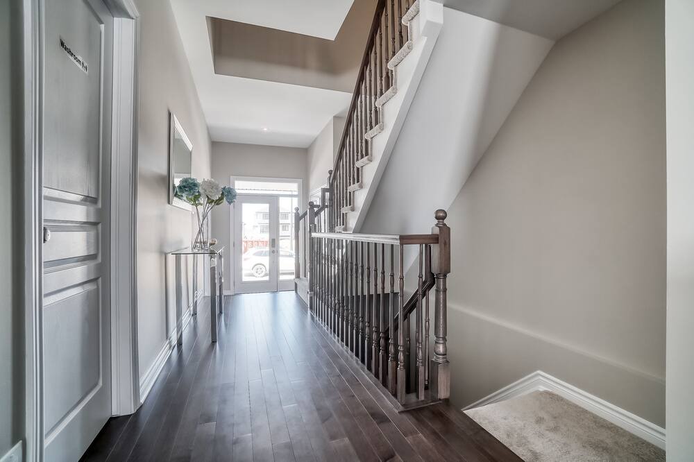 Photo of Livingroom in Ottawa Division