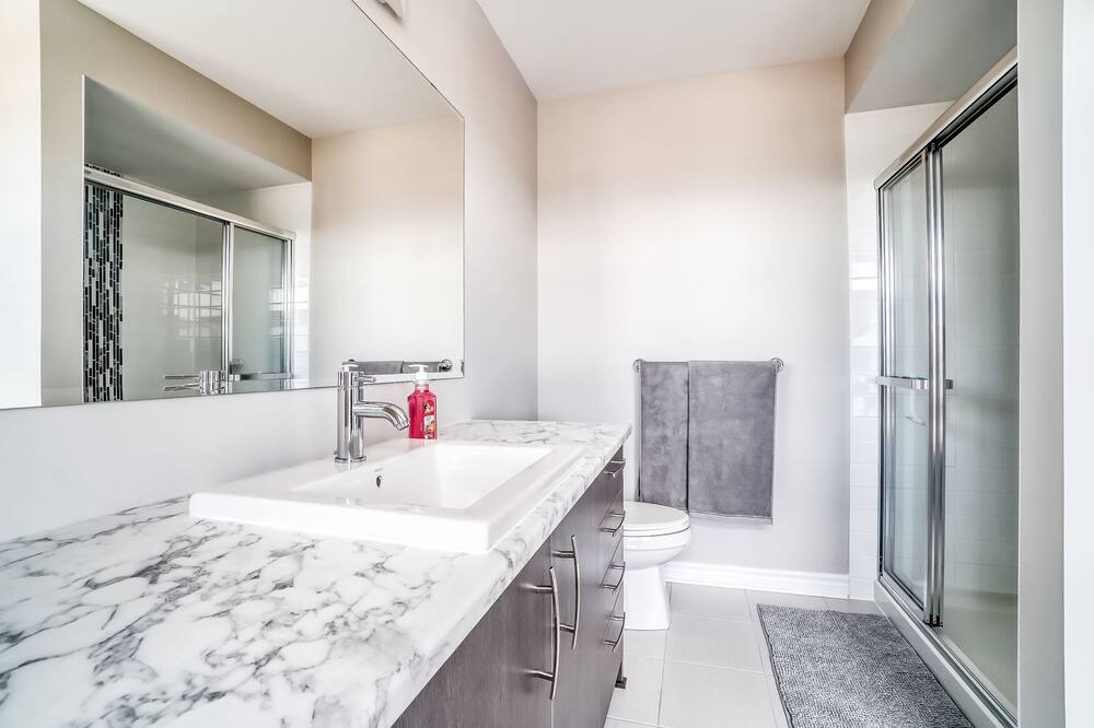 Photo of Bathroom in Ottawa Division