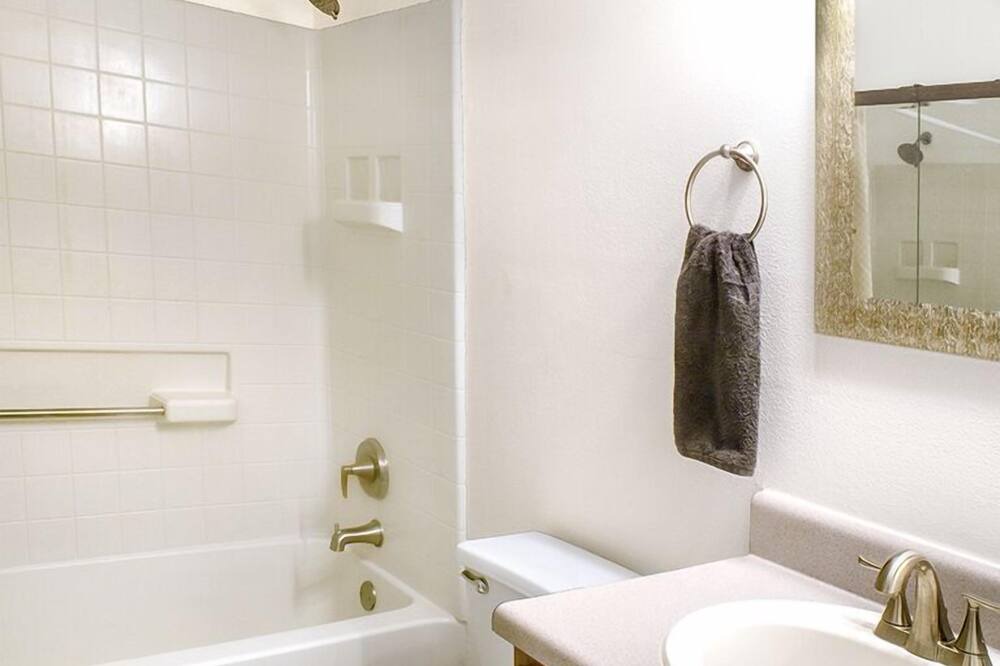 Photo of Bathroom in Shirley