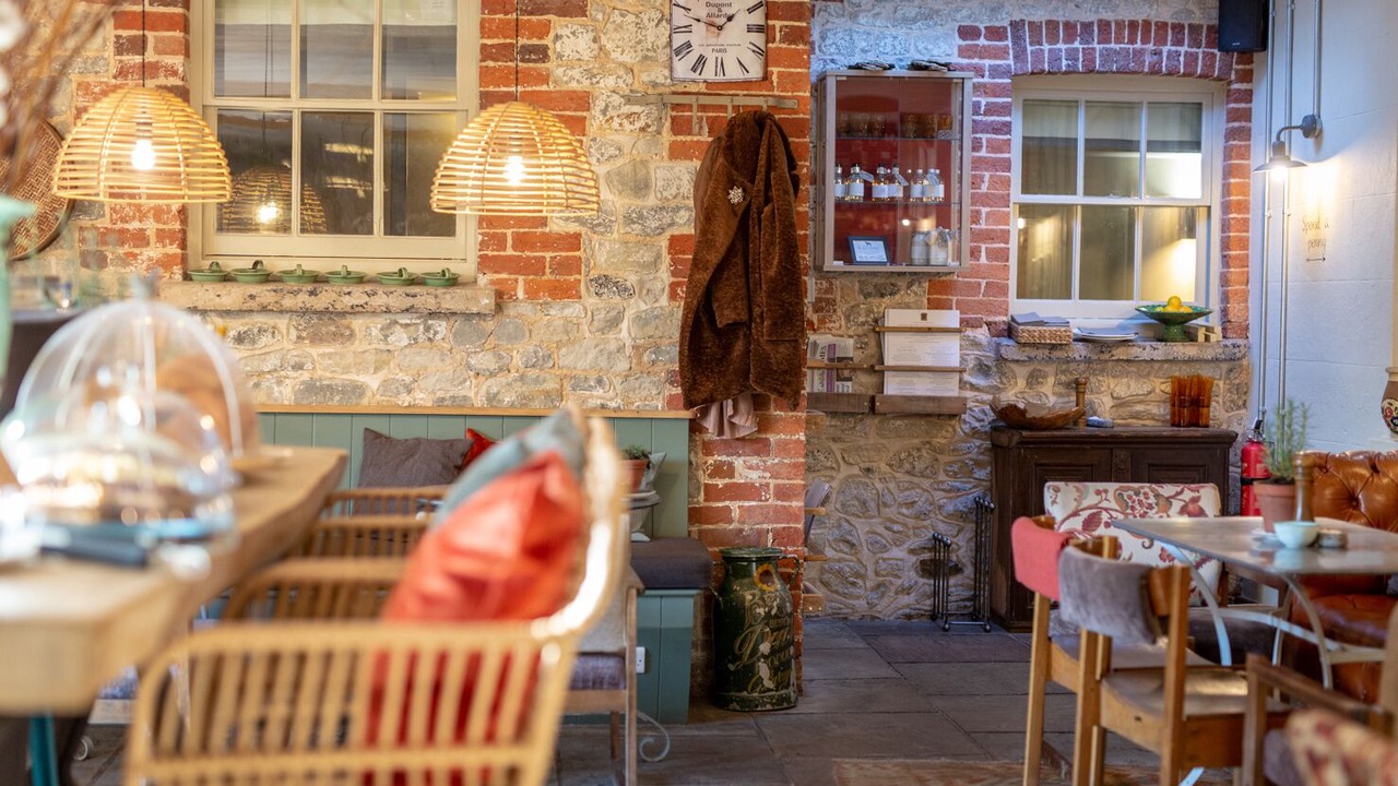 Photo of Others in Amberley