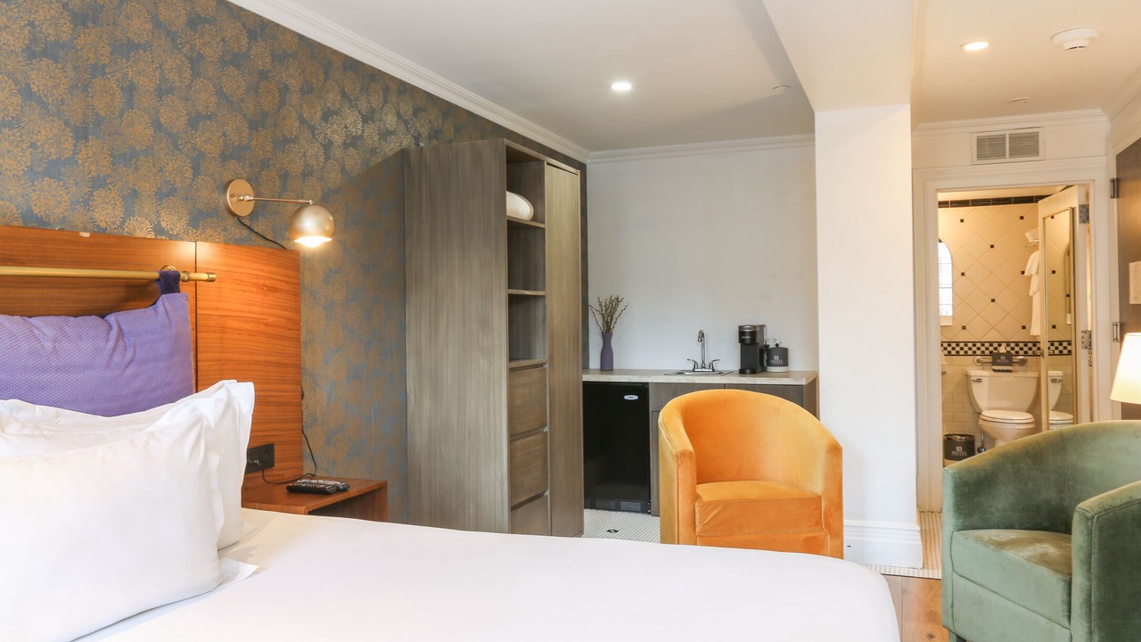 Photo of Bedroom in Midtown West