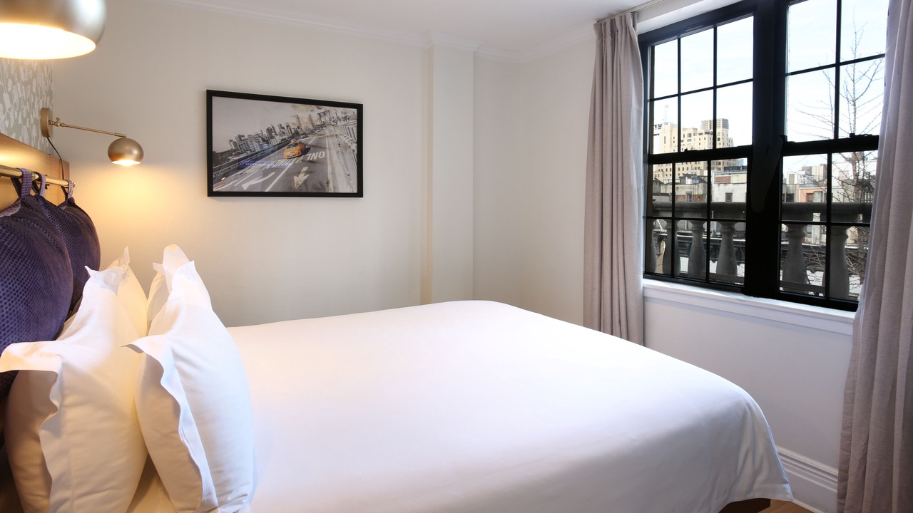 Photo of Bedroom in Midtown West