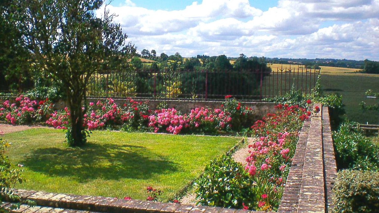 Photo of Outdoor in Neuvy-au-Houlme
