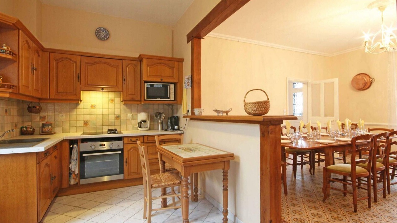 Photo of Kitchen in Neuvy-au-Houlme