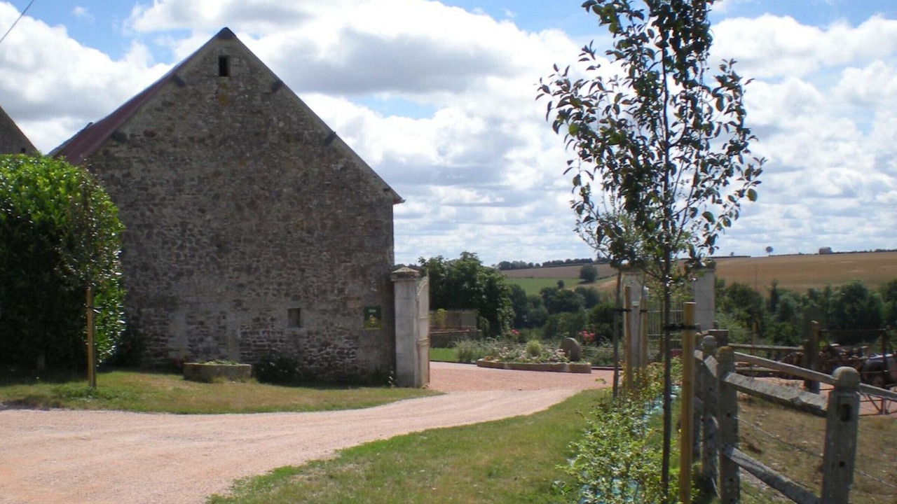 Photo of Others in Neuvy-au-Houlme