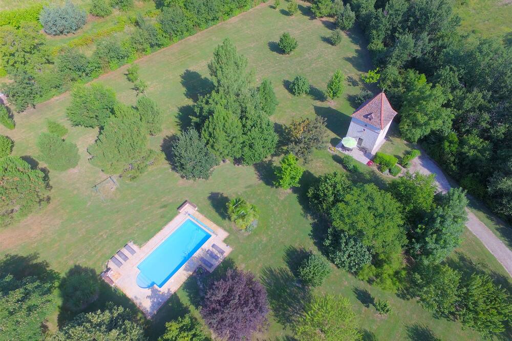 Photo of Outdoor in Saint-Loup