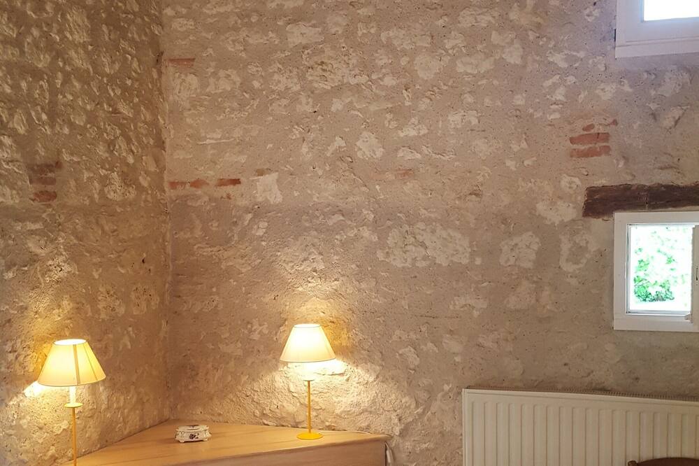 Photo of Bedroom in Saint-Loup
