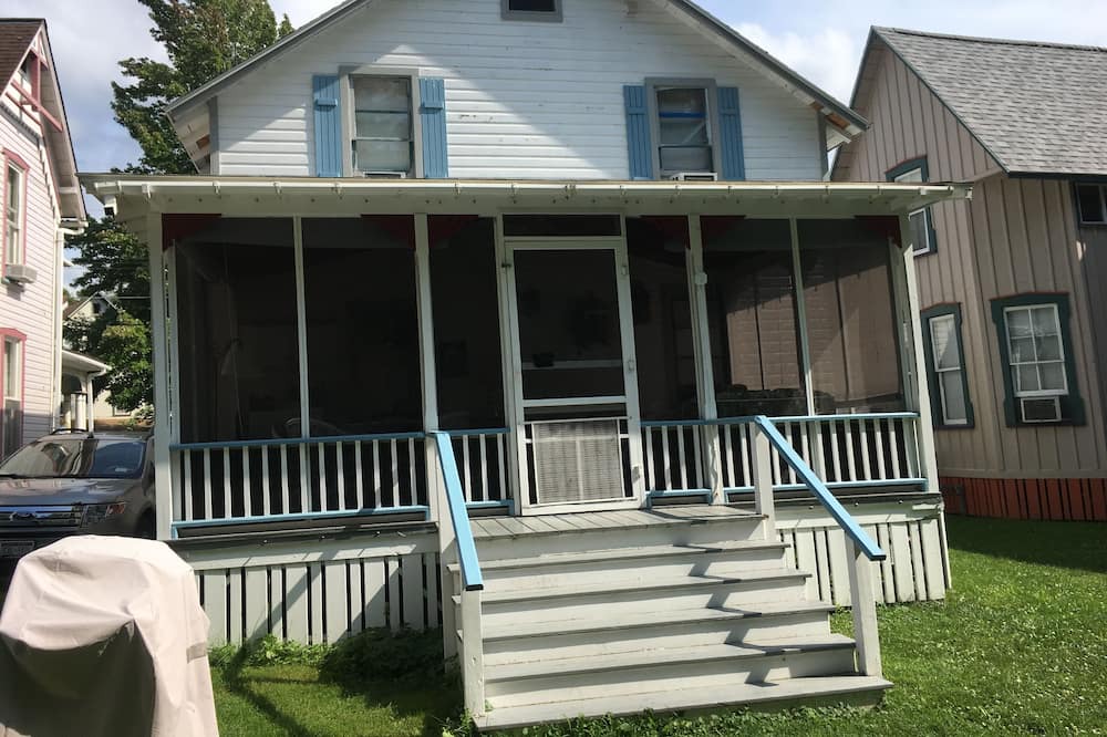 Photo of Outdoor in Thousand Island Park