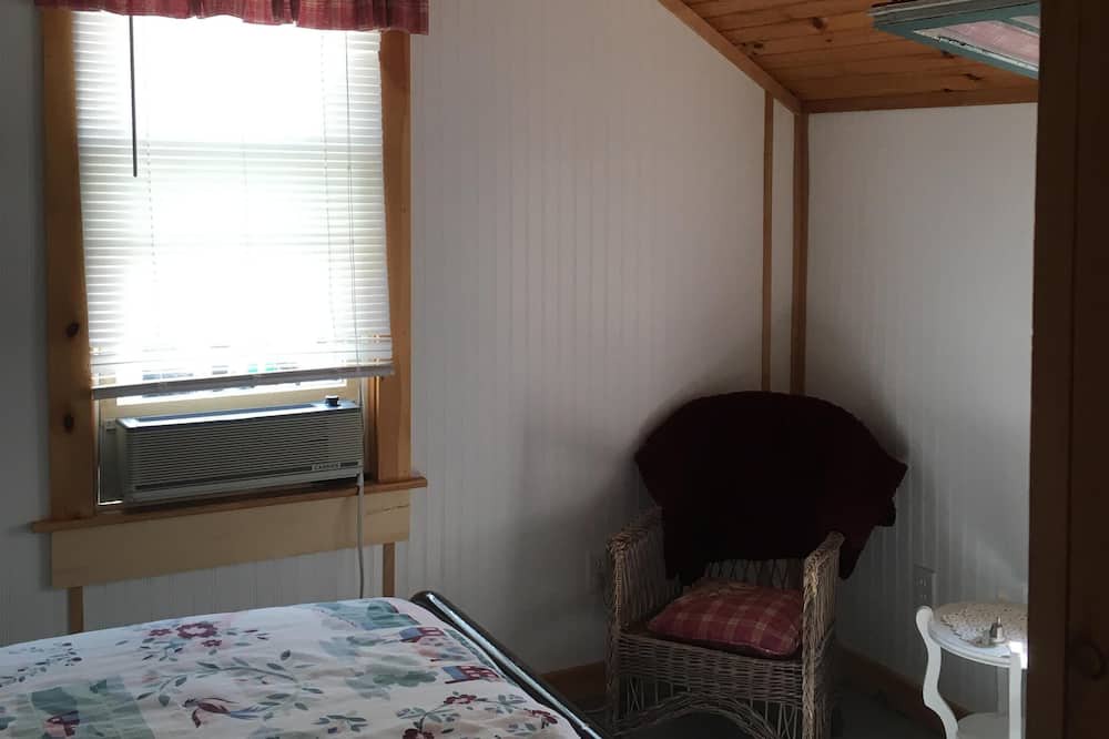 Photo of Bedroom in Thousand Island Park