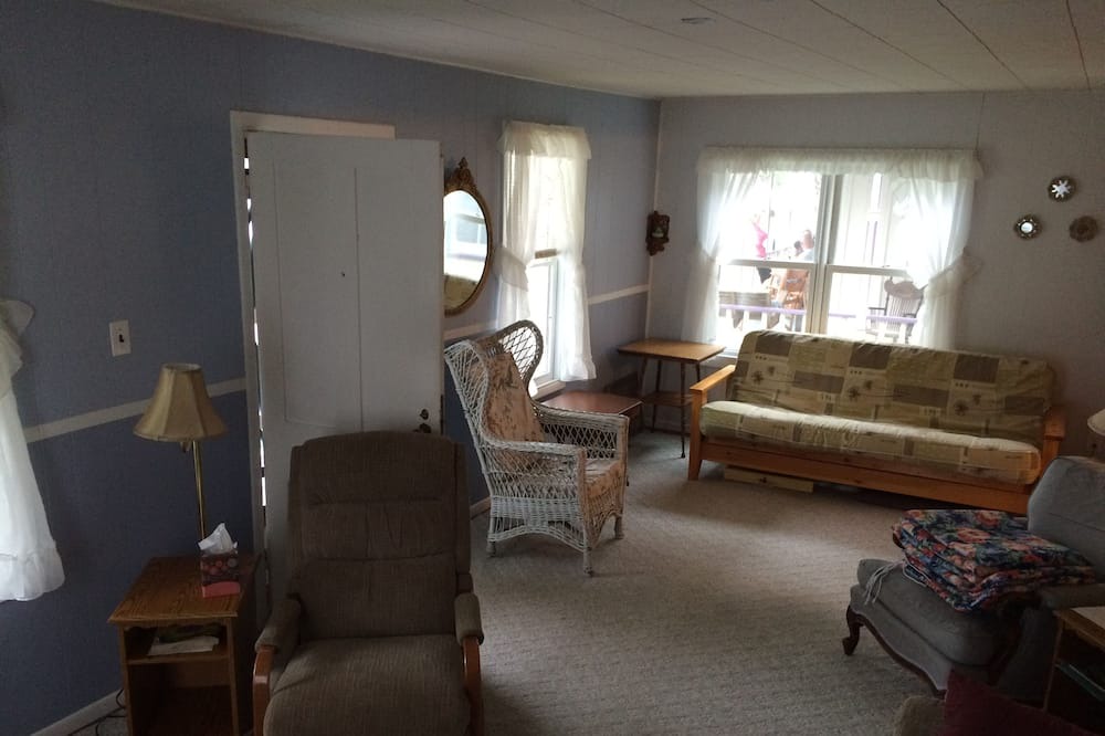 Photo of Bedroom in Thousand Island Park