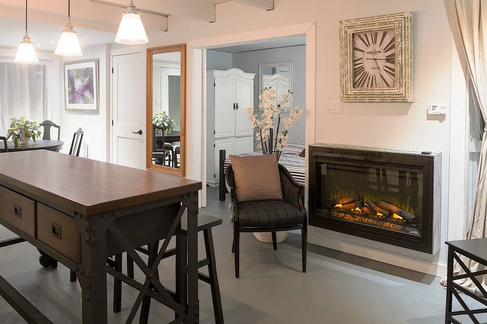 Photo of Livingroom in Sainte-Adele