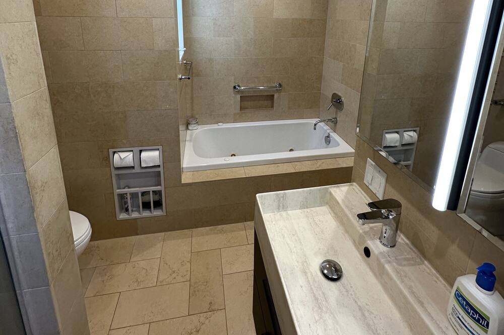 Photo of Bathroom in Inner Richmond