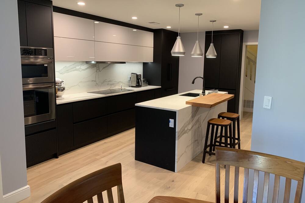 Photo of Bedroom in Inner Richmond