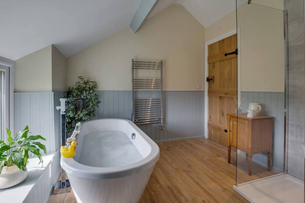 Photo of Bathroom in Abergele