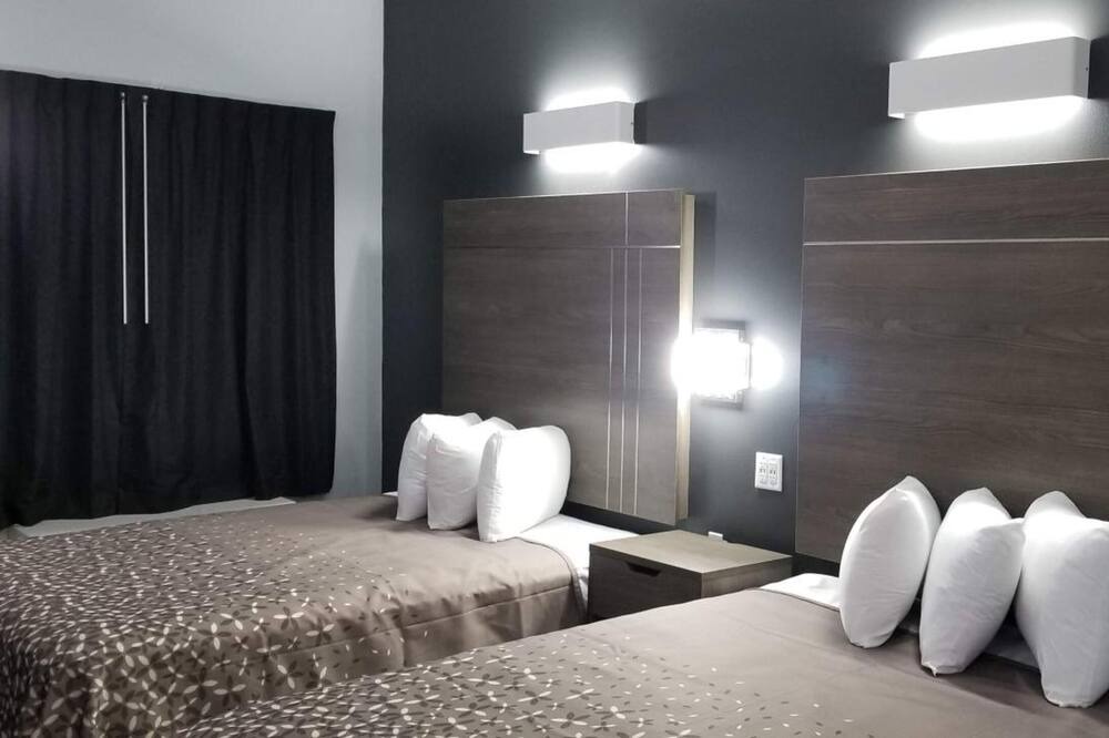 Photo of Bedroom in Conway