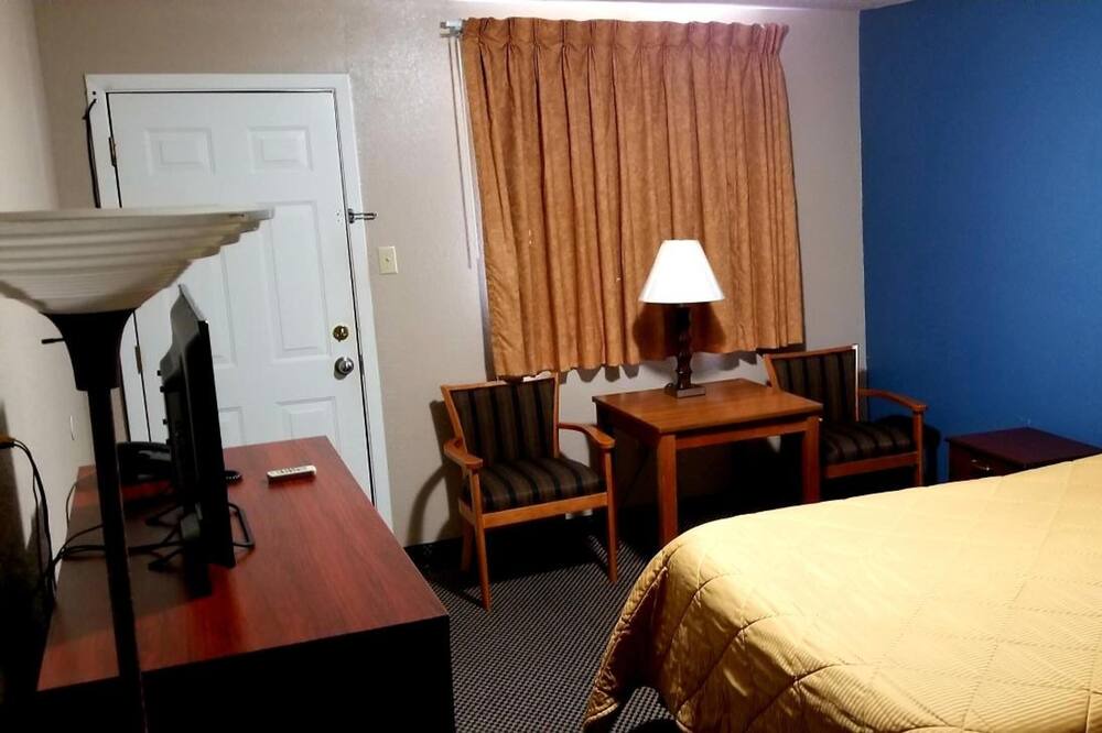 Photo of Bedroom in Conway