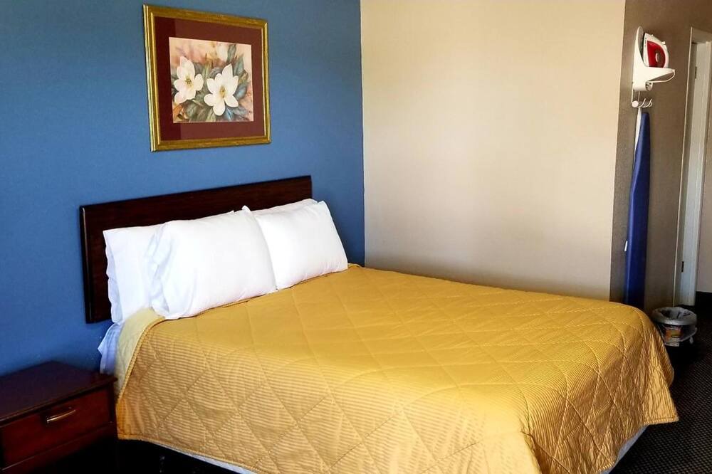 Photo of Bedroom in Conway
