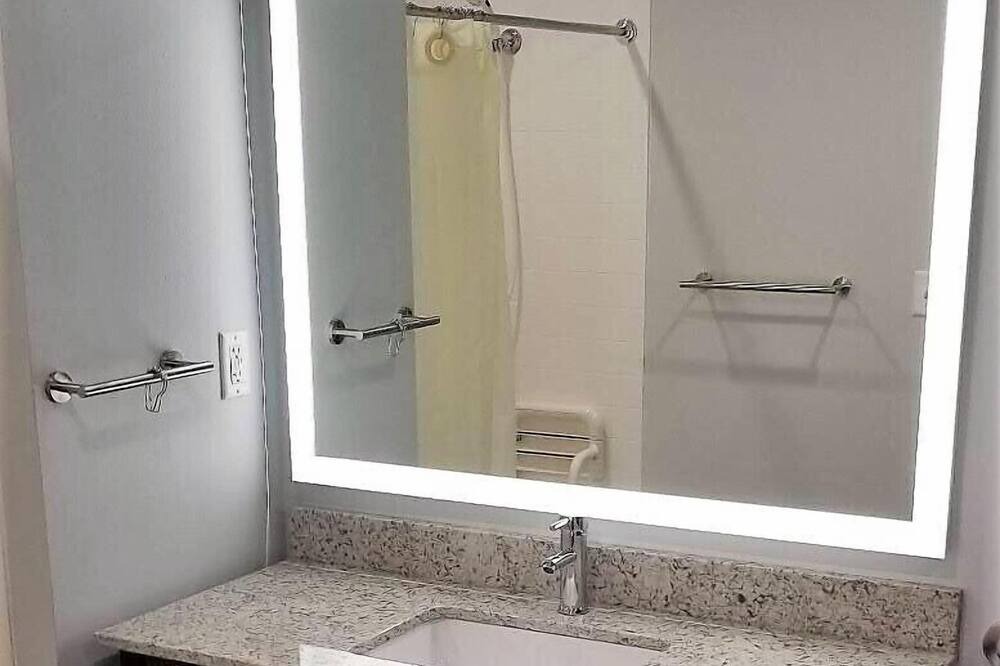 Photo of Bathroom in Conway