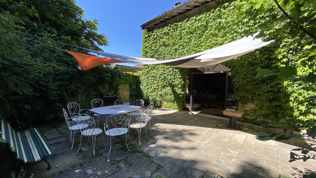 Photo of Outdoor in Cuisery