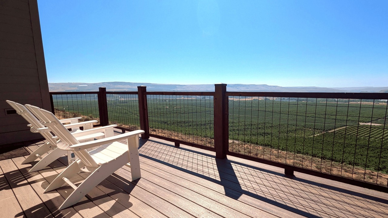 Photo of Patio Balcony in Brewster