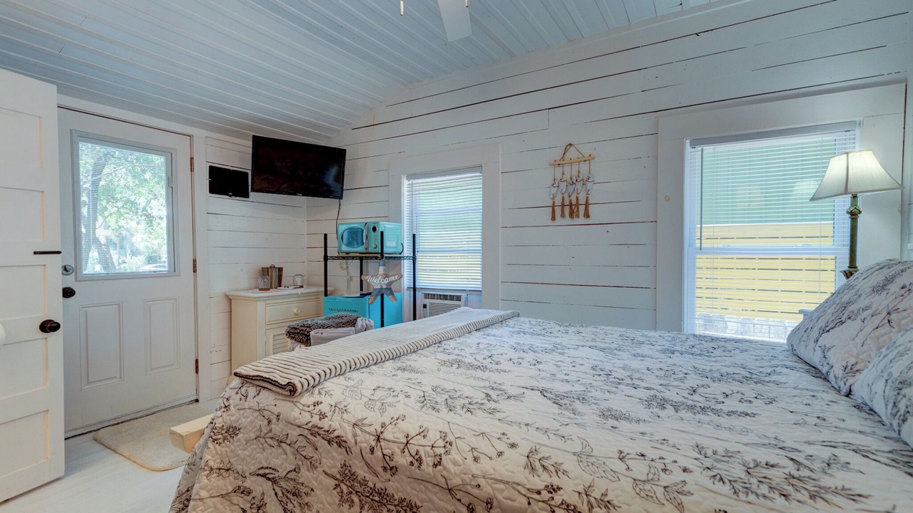 Photo of Bedroom in Folly Beach