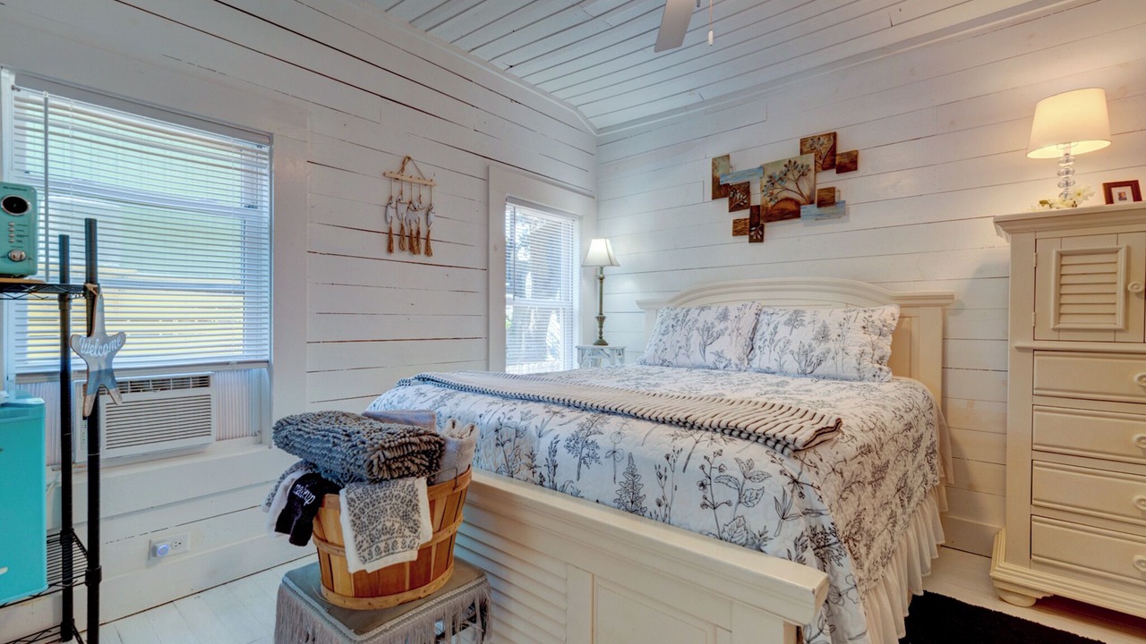 Photo of Bedroom in Folly Beach