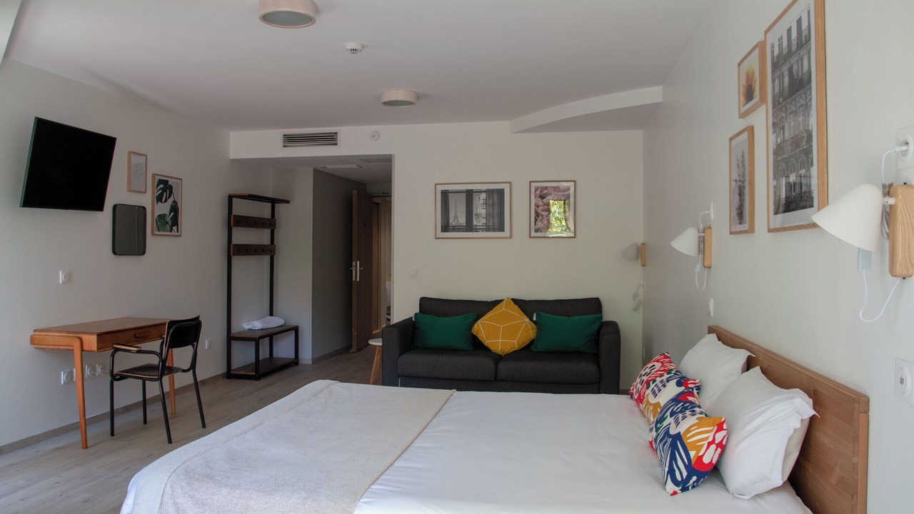 Photo of Bedroom in 12th Arrondissement