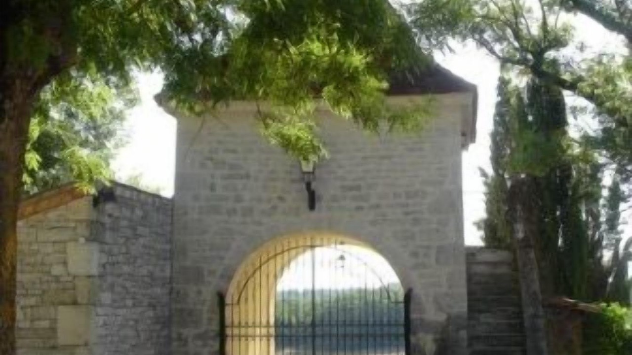 Photo of Outdoor in Saux