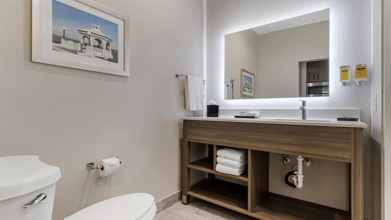 Photo of Bathroom in Flour Bluff