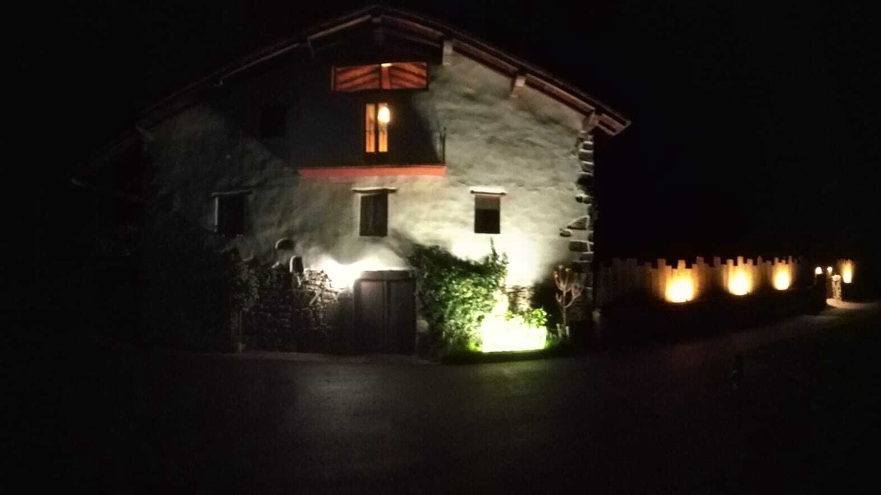 Photo of Outdoor in Areso